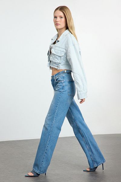 Trendyol Collection Blugi albastri cu talie înaltă cu picioare largi - Detaliați în talie TWOAW25JE00120