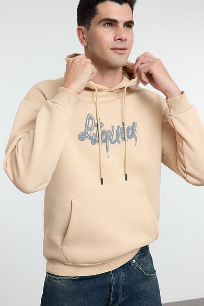 Trendyol Collection Πέτρινο φούτερ με κουκούλα με φλις εσωτερικά τυπωμένο κείμενο μεγάλου μεγέθους/φαρδιά κοπή TMNAW25SW00059