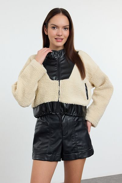 Trendyol Collection Leather Garni Detailed Plush Knitted Sweatshirt Twoaw25Sw00291
