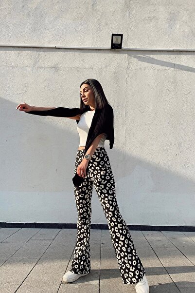 KaSheHa Kadın Siyah Beyaz Leopar Desen Ispanyol Paça Likralı Örme Pantolon 10...