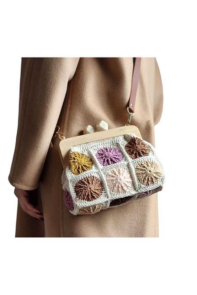 Zeynep Keskin Design Knitted Motif Wooden Scholarship Hand and Shoulder Bag