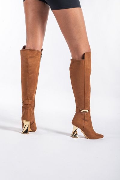 AYAKKABI PRENSİ Thalia Buckle Detailed Tan Suede Boots Suede 8 cm Γυναικείες μπότες, με τακούνι
