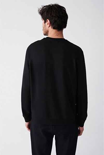 Avva Erkek Siyah Bisiklet Yaka Pamuklu 2 İplik Şardonsuz Comfort Fit Sweatshirt E001200