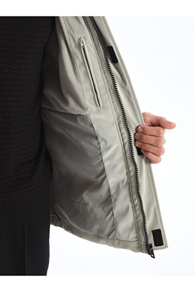 LC Waikiki Standart Kalip Kapusonlu Erkek Şisme Mont - W49273z8