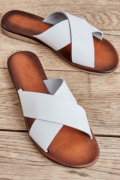 Bambi White Leather Women's Slippers K 04685162003