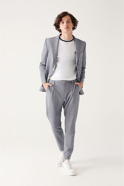 Avva Marineblaue Seersucker-Plisseehose mit Karomuster für Herren A31y3215