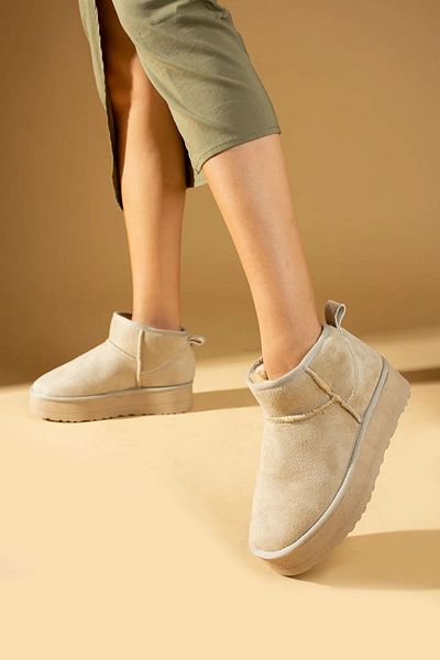 Nexs Μίνι μπεζ Suede Γυναικείες Μπότες με Παχιά Σόλα με Γούνα Εσωτερικά