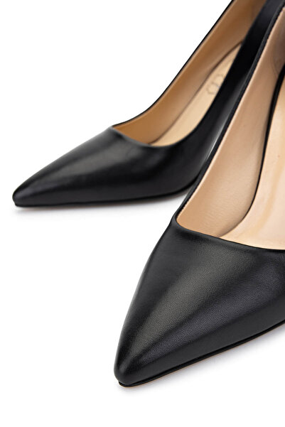 Tamer Tanca Kadın Hakiki Deri Siyah Deri Topuklu Ayakkabı