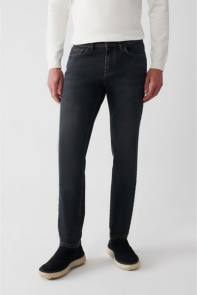 Avva Anthrazitfarbene, gewaschene, dehnbare, beschichtete Berlin-Jeanshose für Herren A32y3506