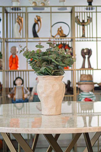 Ella's Design Studio Latte Textured Small Vase - Holbox, Scandinavian Decor, H18Cm, Office Decorative