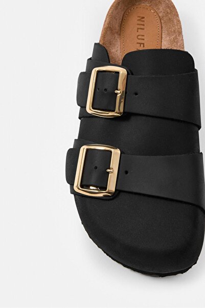 NILUFARR Matteo Чорні жіночі тапочки з натуральної шкіри з золотими пряжками