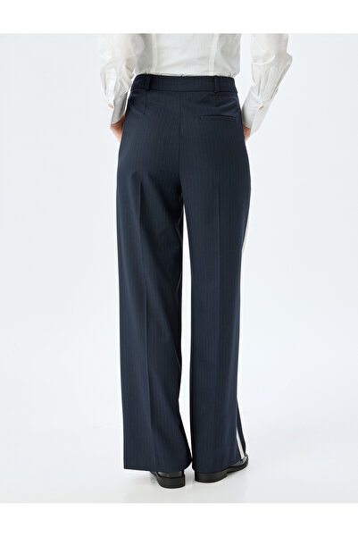 Koton Cepli Yanları Şerit Detaylı Düz Bol Paça Kumaş Pantolon