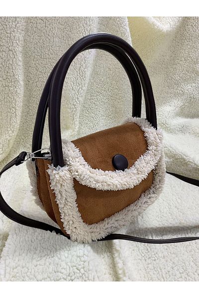 Katusa Τσάντα μπαγκέτας με λουράκι Nubuck