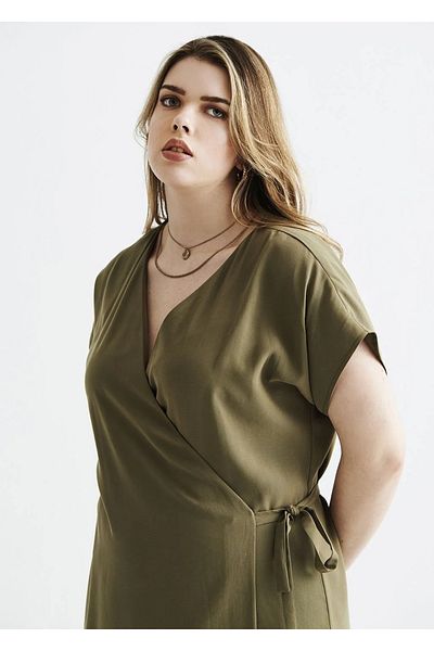 EVEN plus size تنورة مجمعة مزدوجة الصدر فستان كاكي مقاس كبير