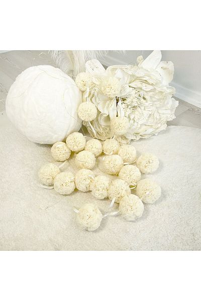 PAMUKA Tulle Mini Pompom Banner Cream