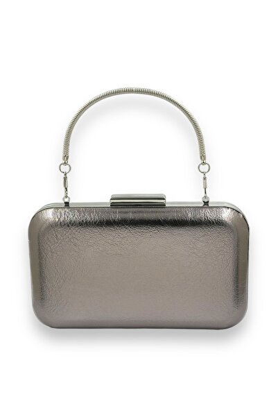 Generic Brand Chain Strap Evening Bag – Wrinkled Leather, Metallic, Graduatio...