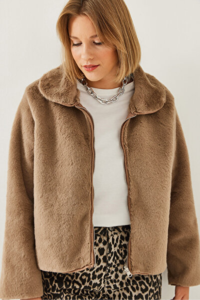 Bianco Lucci Women's Collared Zippered Faux Fur Coat 60351096