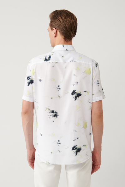 Avva Erkek Beyaz%100 Viskon Alttan Britli Yaka Baskılı Viskon Kısa Kollu Regular Fit Gömlek A41Y2180