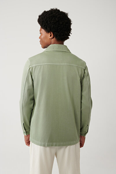 Avva Erkek Yeşil Klasik Yaka Garment Dyed Cepli %100 Pamuk Comfort Fit Denim Ceket A41Y6005