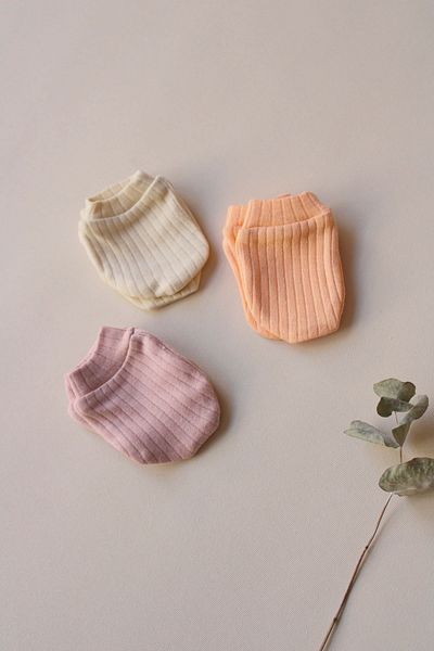 OhlalaKoala Set of 3 Lilac-Orange-Cream Newborn Gloves