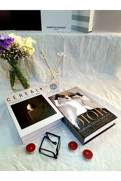 Saccura Decor 2-Piece Decorative Book Box Set, Cereal Candle and D-Hat Figured Box Set