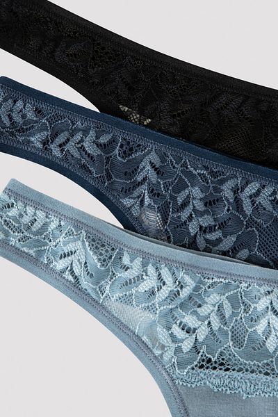 Penti Blue Haze Lace Λεπτομερές εσώρουχο στρινγκ 3 τεμαχίων