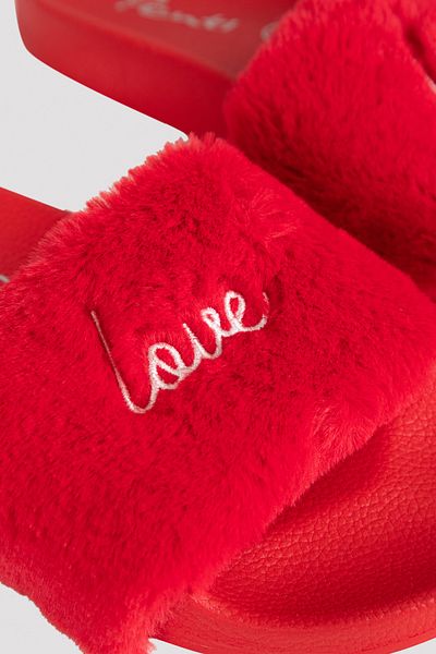 Penti Papuci pufosi Flame Love