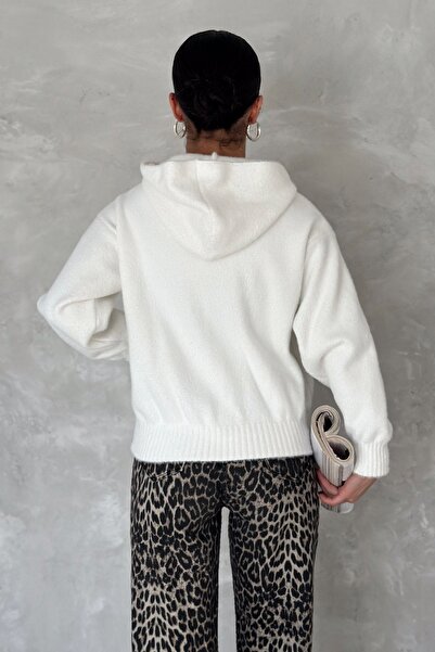 FEMELLE Women's White Standard Size Hooded Plush Knitwear Sweatshirt