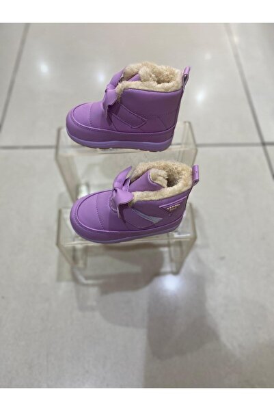 Aysun Ayakkabı lila renki iç meteryal pelüş dış meteryal  cild deri bantlı bebek bot