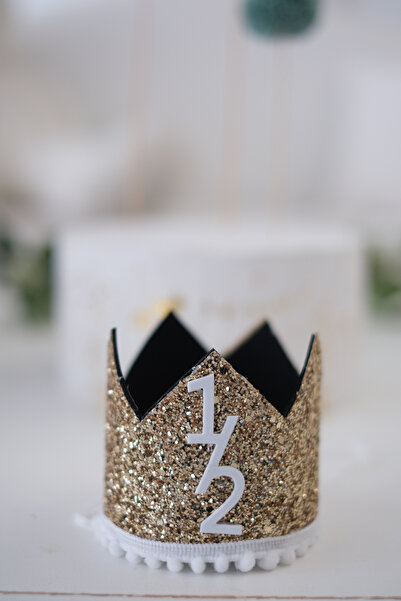 Partifabrik Yeni Sezon Gold Yaldızlı Simli Kral Kraliçe Prens Temalı Taç Lastikli Yarımyaş 1/2 Şapka Taç