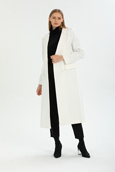 Pitti Women's White Buttoned Kangaroo Pocket Long Star Coat 70569