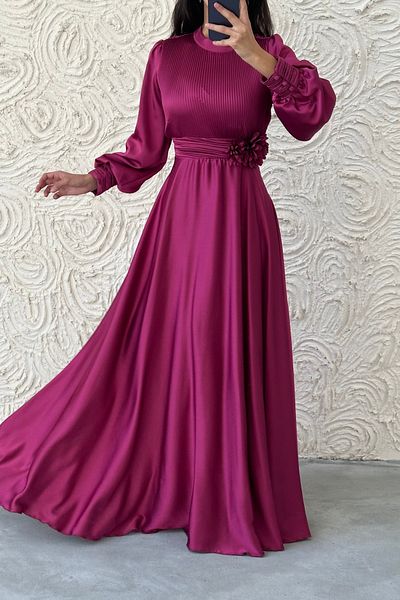 LEYUZE BUTİK Βραδινό φόρεμα Hijab Plum - Λεπτομέρεια λουλουδιών και λεπτή πιέτα
