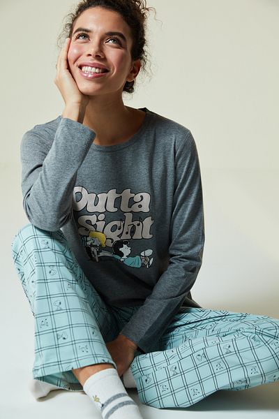 Penti Multicolored Lic Snoopy Outta Sight Pajama Set