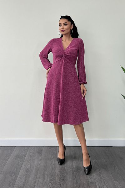 giyimmasalı Dusty Rose - Sparkly Crepe Midi φόρεμα με λεπτομέρεια Twist