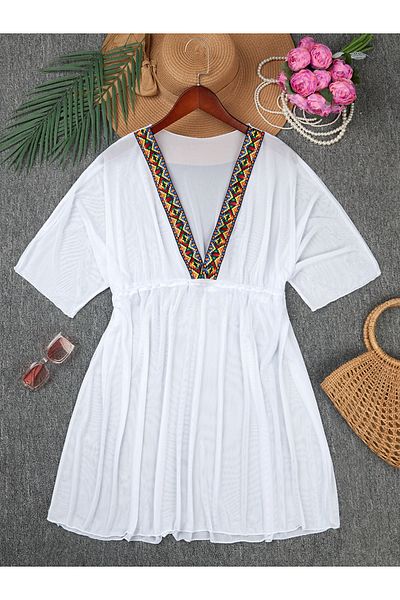 bikinistan White Ethnic Collar Pareo