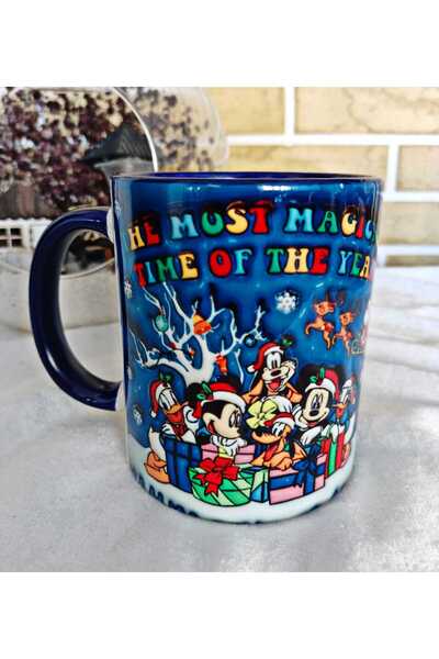 Mugs and love Micky Ve Arkadaşları Yılbaşı Partisi Porselen Kupa