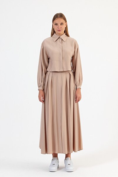 İrva Tesettür فريق سالي