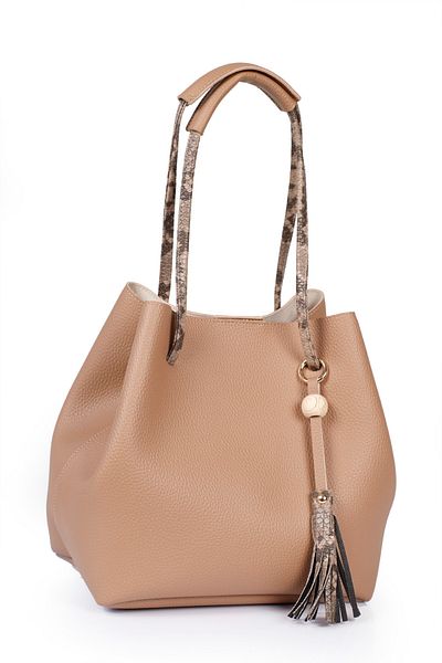 Capone Outfitters Merida Women's Shoulder Bag