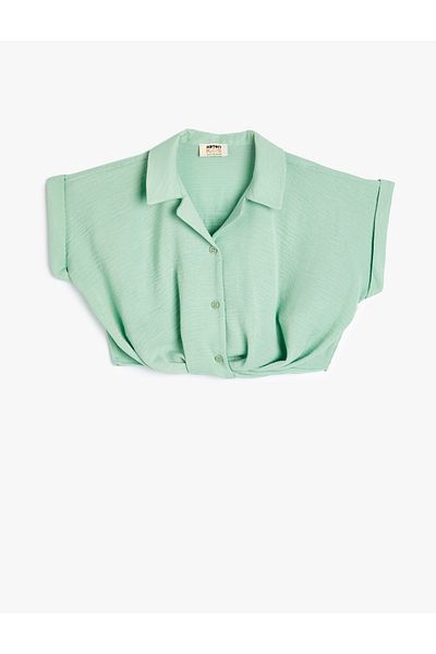Koton Kurzärmliges Crop-Shirt mit Bindeband vorn