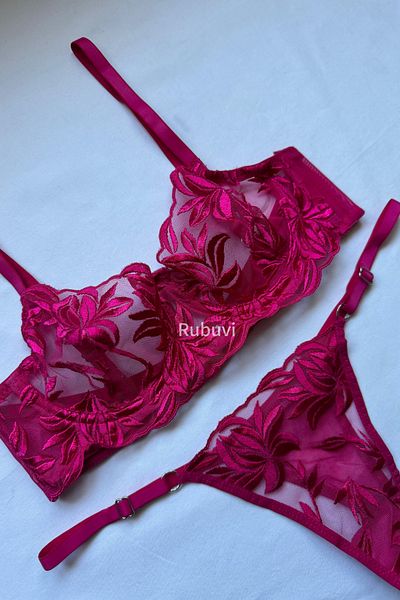 Rubuvi Fuchsia Women's Rose Underwire Lace Bralet Dowry Underwear Bra Panty Laundry Set