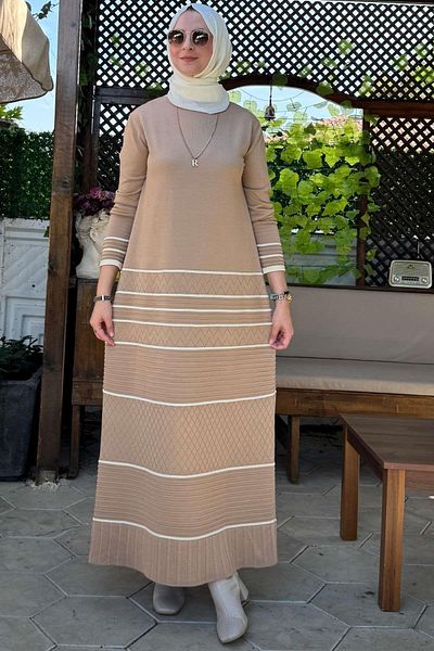 Rabia Şamlı Μπεζ φόρεμα Hayal Knitwear