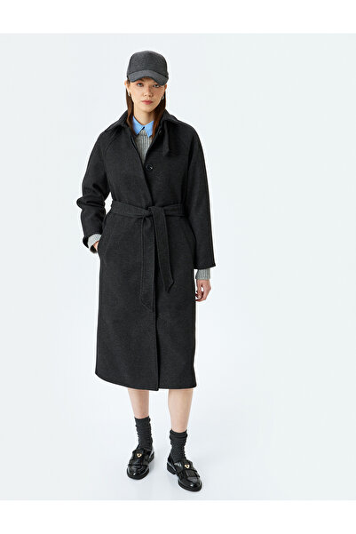 Koton Detailně podšitý kašmírový kabát s klasickým límcem s kapsou na pásku