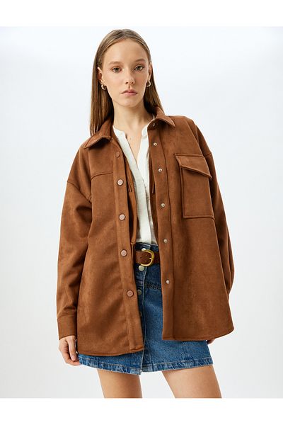Koton Klassisches, geknöpftes Oversize-Hemd in Wildlederoptik mit Kragen und Taschendetail