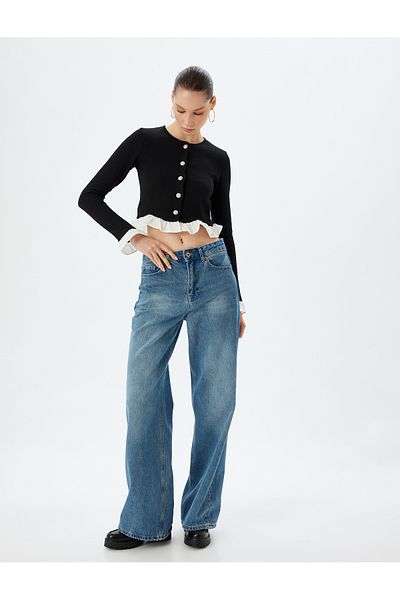 Koton Crew Neck Slim Fit Crop CarDigan - ButtoneD anD Ruffle Detail