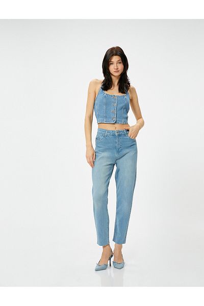 Koton Leichte, bequeme Jeans mit hohem Bund und engem Bein - Mom Slim Jeans