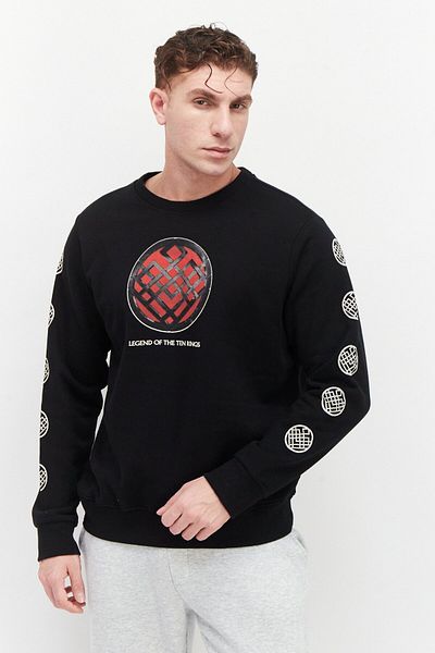 Marvel x Difuzed Men Crew Neck Long Sleeve Graphic Print Sweatshirt, Black
