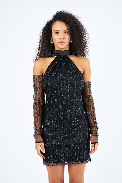 Lasiento Nymeria Black Dress