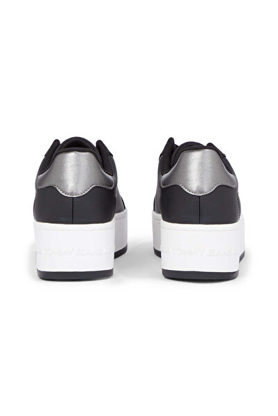 Tommy Hilfiger Siyah - Beyaz Kadın Sneaker EN0EN02711TRH