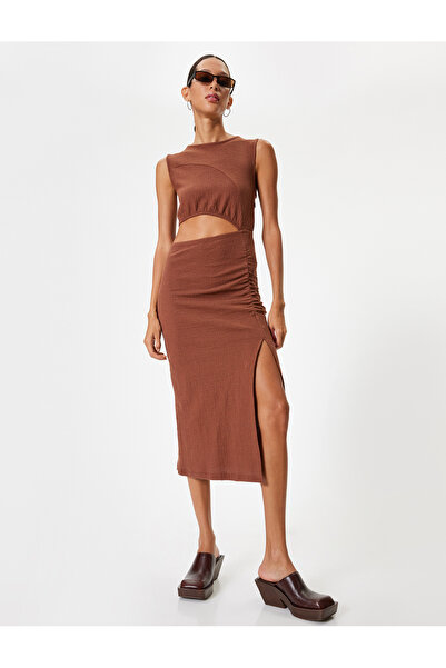 Koton Παράθυρο Λεπτομερές Midi Φόρεμα Αμάνικο με στρογγυλή λαιμόκοψη λεπτομερές