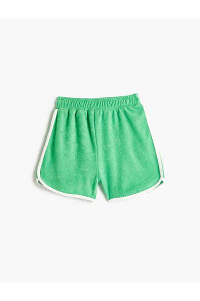 Koton Shorts aus Baumwollstoff mit Handtuch – Streifendetail und elastischer Taille